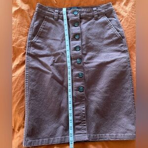 Pendleton women’s brown, high rise, button front skirt.